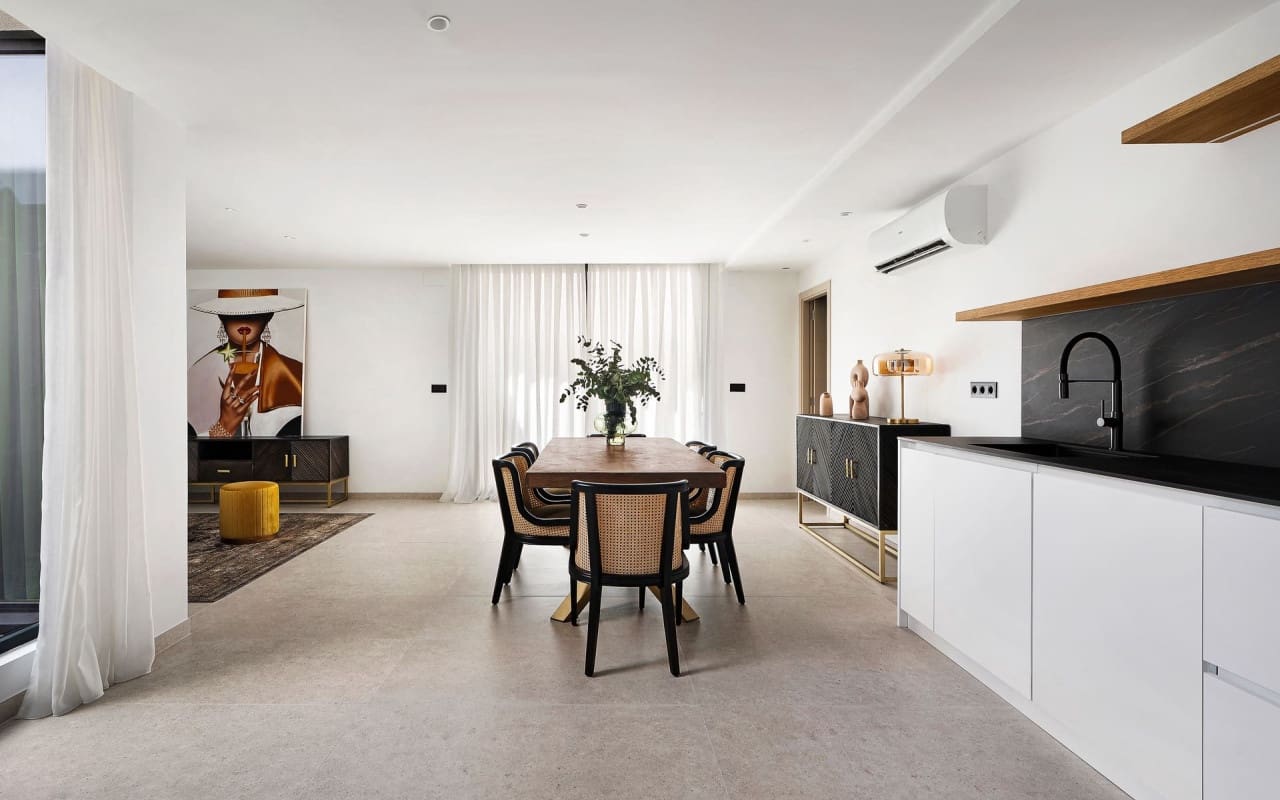 4 bedroom Villa for sale in La Nucia - € 1,150,000 (Ref: 9046557)