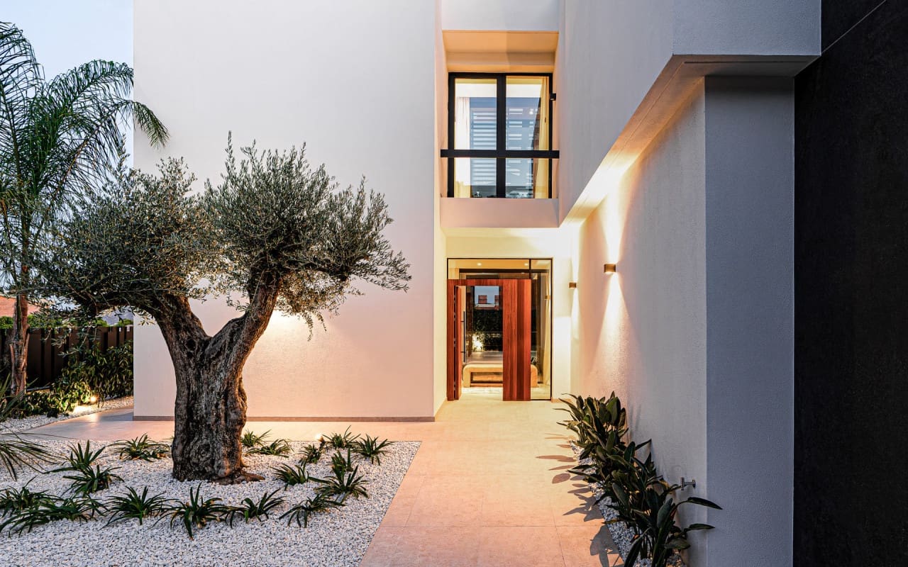 4 bedroom Villa for sale in La Nucia - € 1,150,000 (Ref: 9046557)