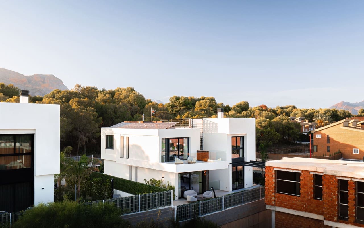 4 bedroom Villa for sale in La Nucia - € 1,150,000 (Ref: 9046557)