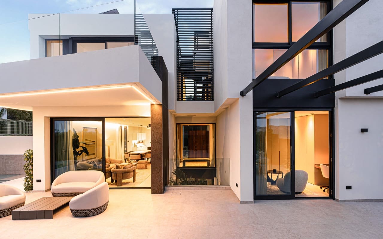 4 bedroom Villa for sale in La Nucia - € 1,150,000 (Ref: 9046557)