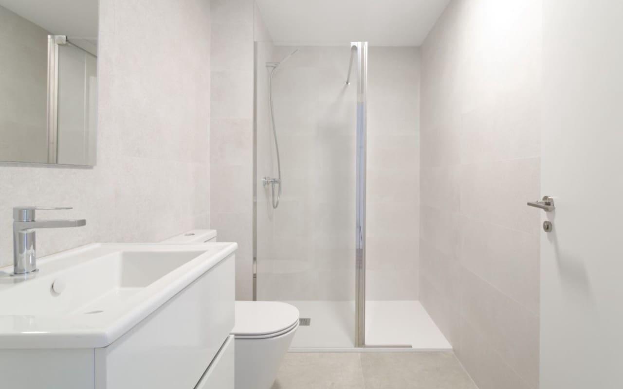 Chalet de 4 habitaciones en Finestrat en venta con piscina - 555.000 € (Ref: 9046563)