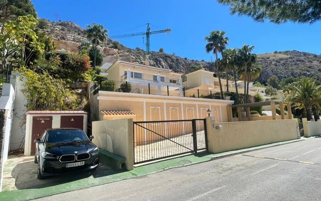 Chalet de 3 habitaciones en Altea en venta - 1.650.000 € (Ref: 9046586)