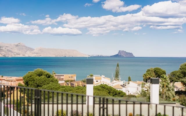 3 slaapkamer Penthouse te koop in Albir, Alfaz del Pi / L'Alfàs del Pi met zwembad - € 950.000 (Ref: 9046594)