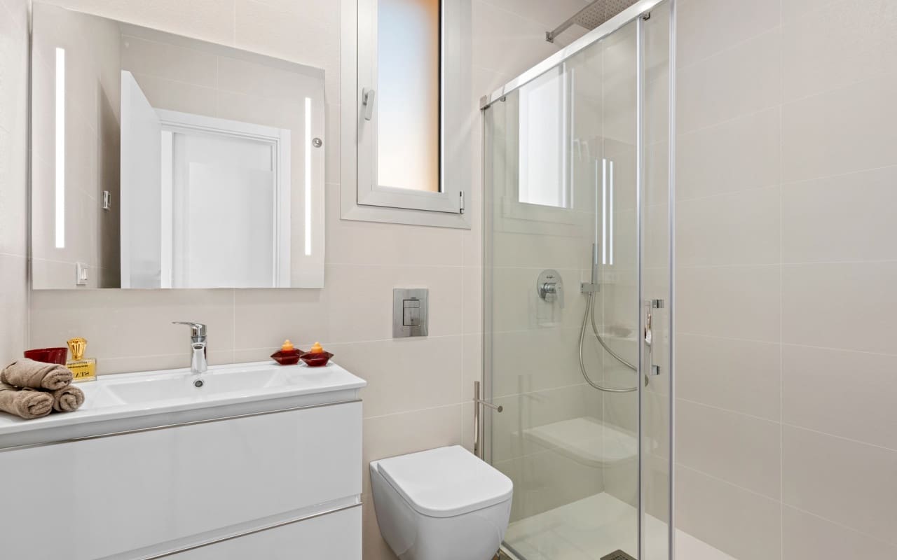 2 quarto Penthouse para venda em Orihuela Costa com piscina - 425 000 € (Ref: 9046596)