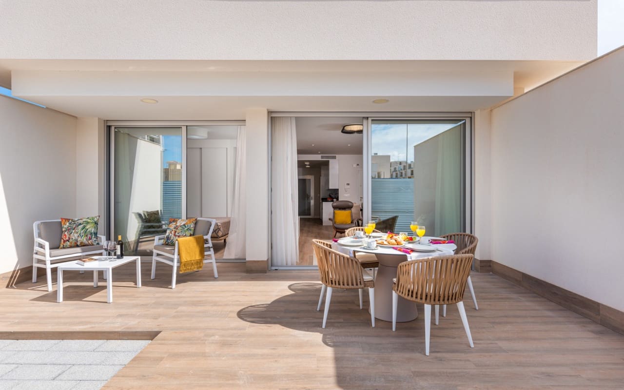 2 quarto Penthouse para venda em Orihuela Costa com piscina - 425 000 € (Ref: 9046596)