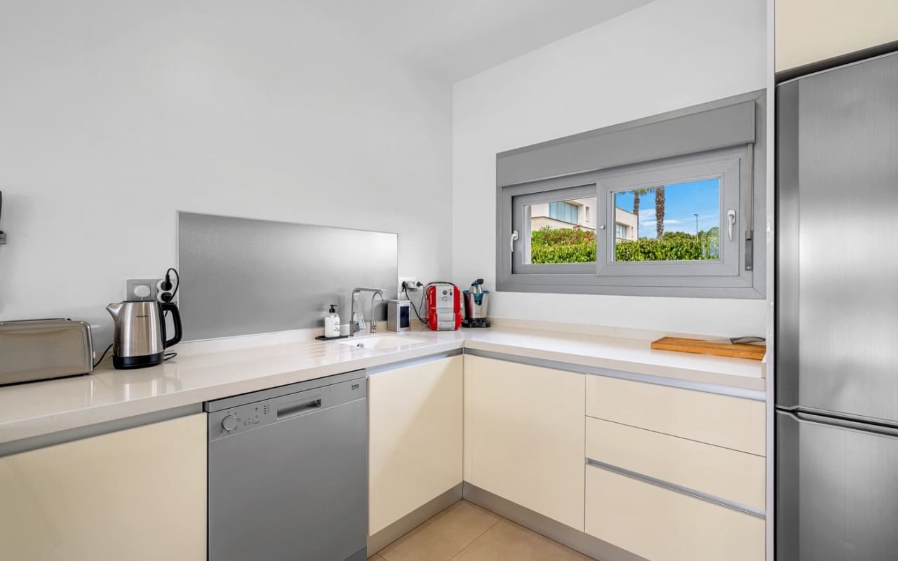 3 bedroom Villa for sale in Orihuela Costa with pool - € 479,000 (Ref: 9046621)