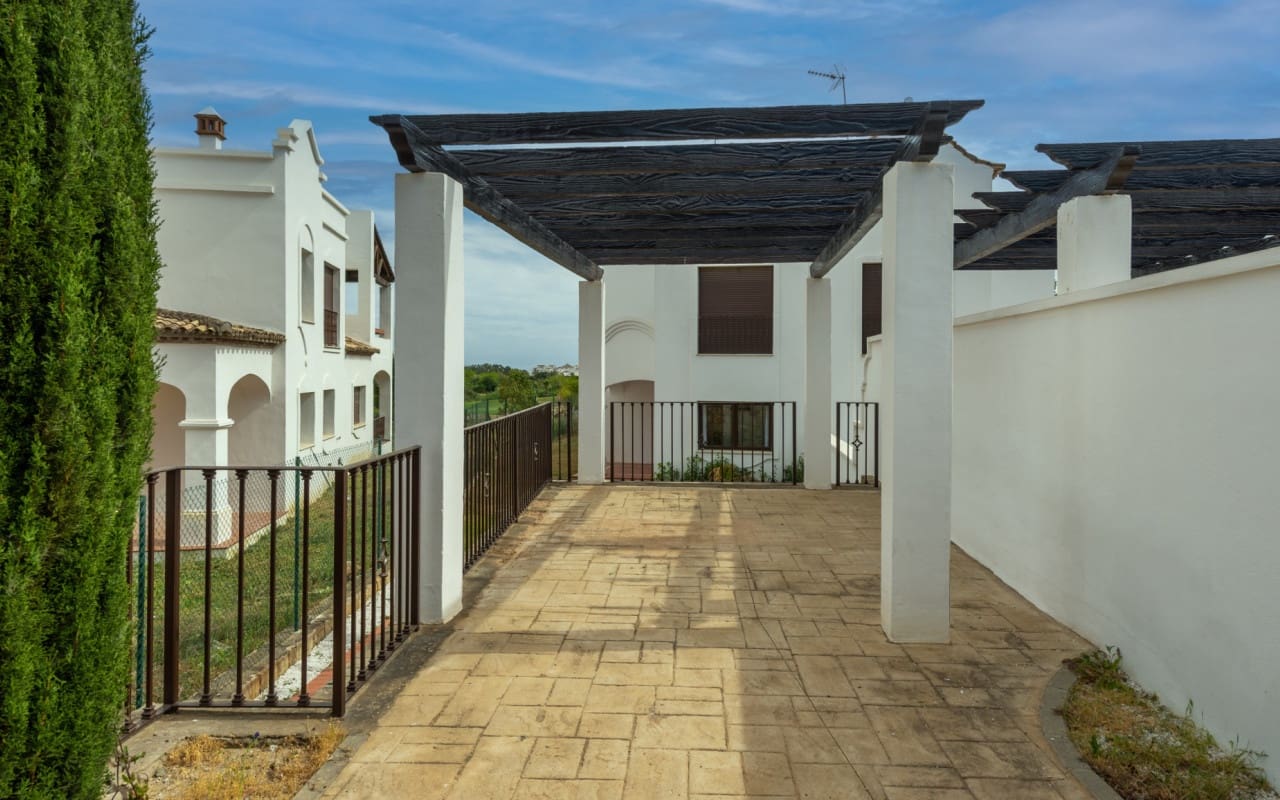 4 soveværelse Villa til salg i Estepona - € 718.693 (Ref: 9046628)
