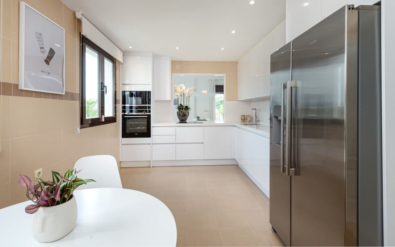 4 soveværelse Villa til salg i Estepona - € 718.693 (Ref: 9046628)