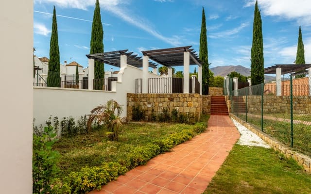 4 soveværelse Villa til salg i Valle Romano Golf, Estepona - € 718.693 (Ref: 9046628)