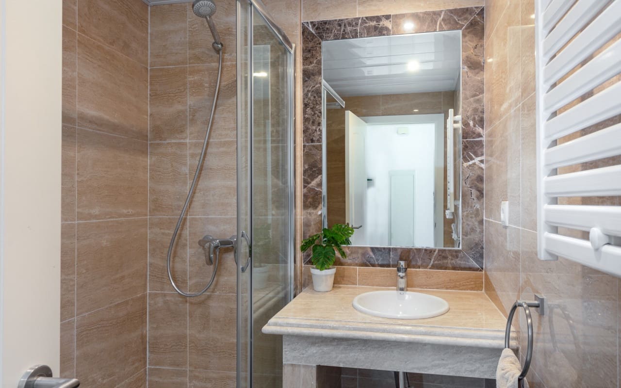 4 soveværelse Villa til salg i Estepona - € 718.693 (Ref: 9046628)