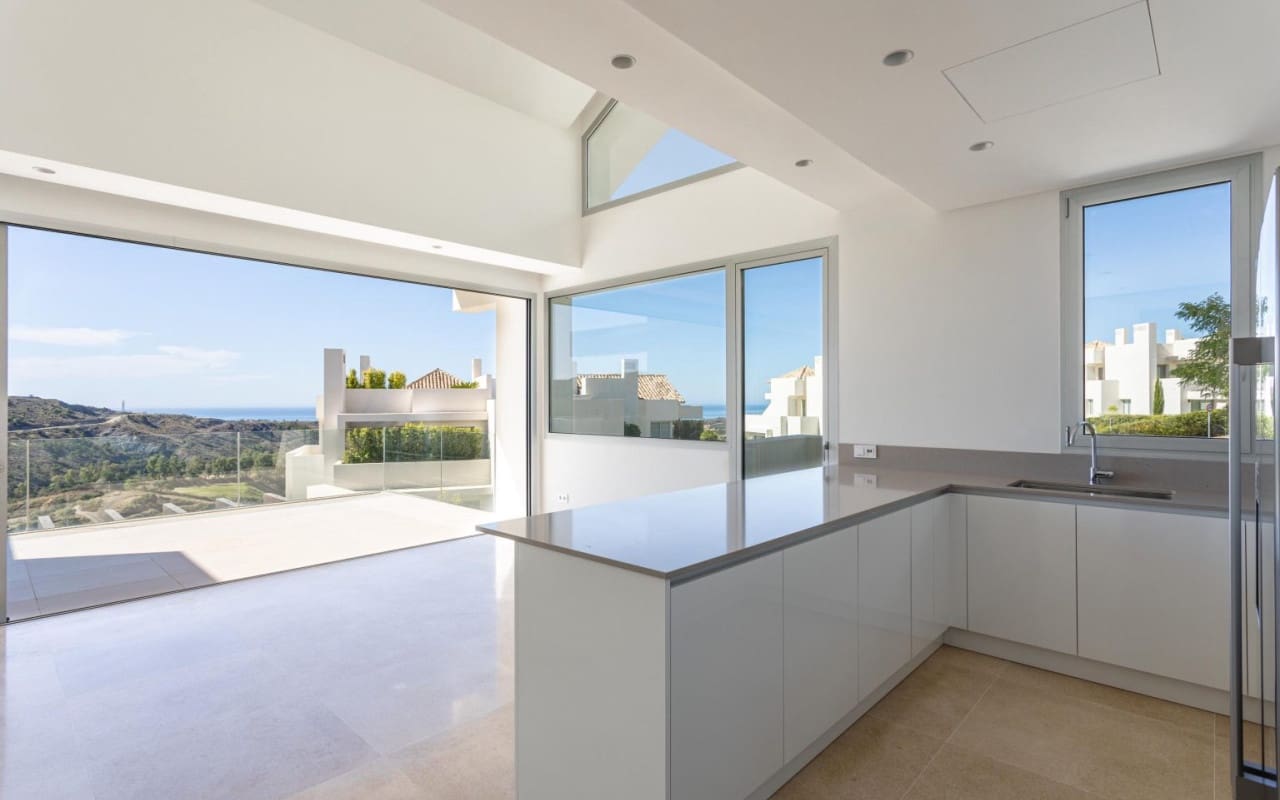 4 chambre Appartement à vendre à Benahavis avec piscine - 1 045 000 € (Ref: 9046651)