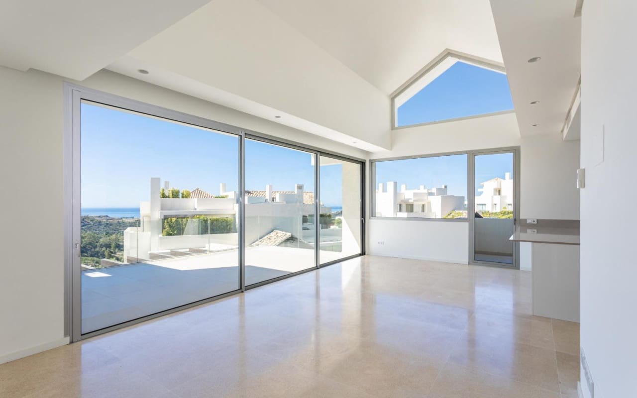 4 chambre Appartement à vendre à Benahavis avec piscine - 1 045 000 € (Ref: 9046651)