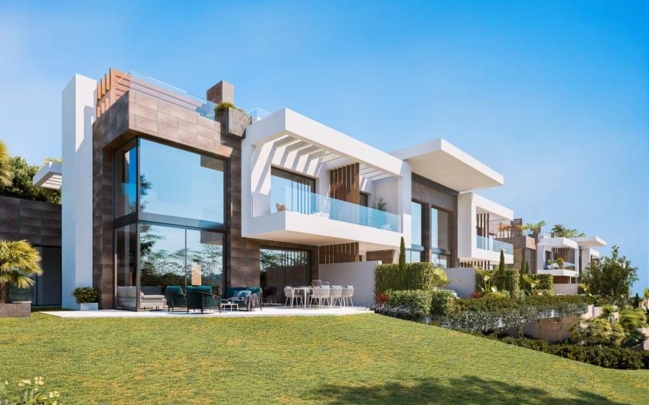 5 soveværelse Byhus til salg i Marbella med swimmingpool - € 1.675.000 (Ref: 9046657)