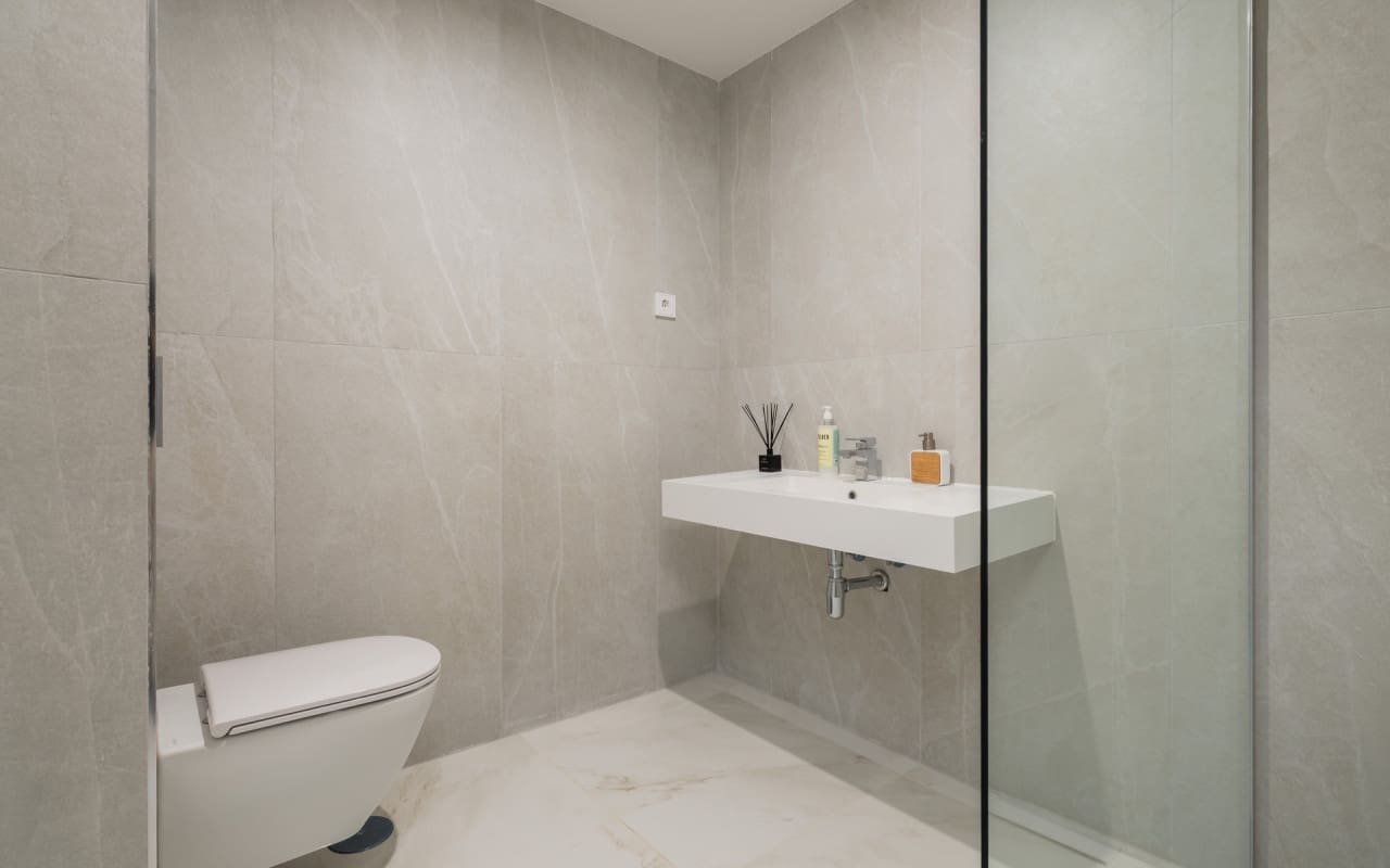 3 slaapkamer Appartement te koop in Estepona met zwembad - € 725.000 (Ref: 9046659)