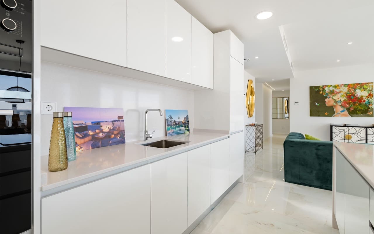 3 slaapkamer Appartement te koop in Estepona met zwembad - € 725.000 (Ref: 9046659)