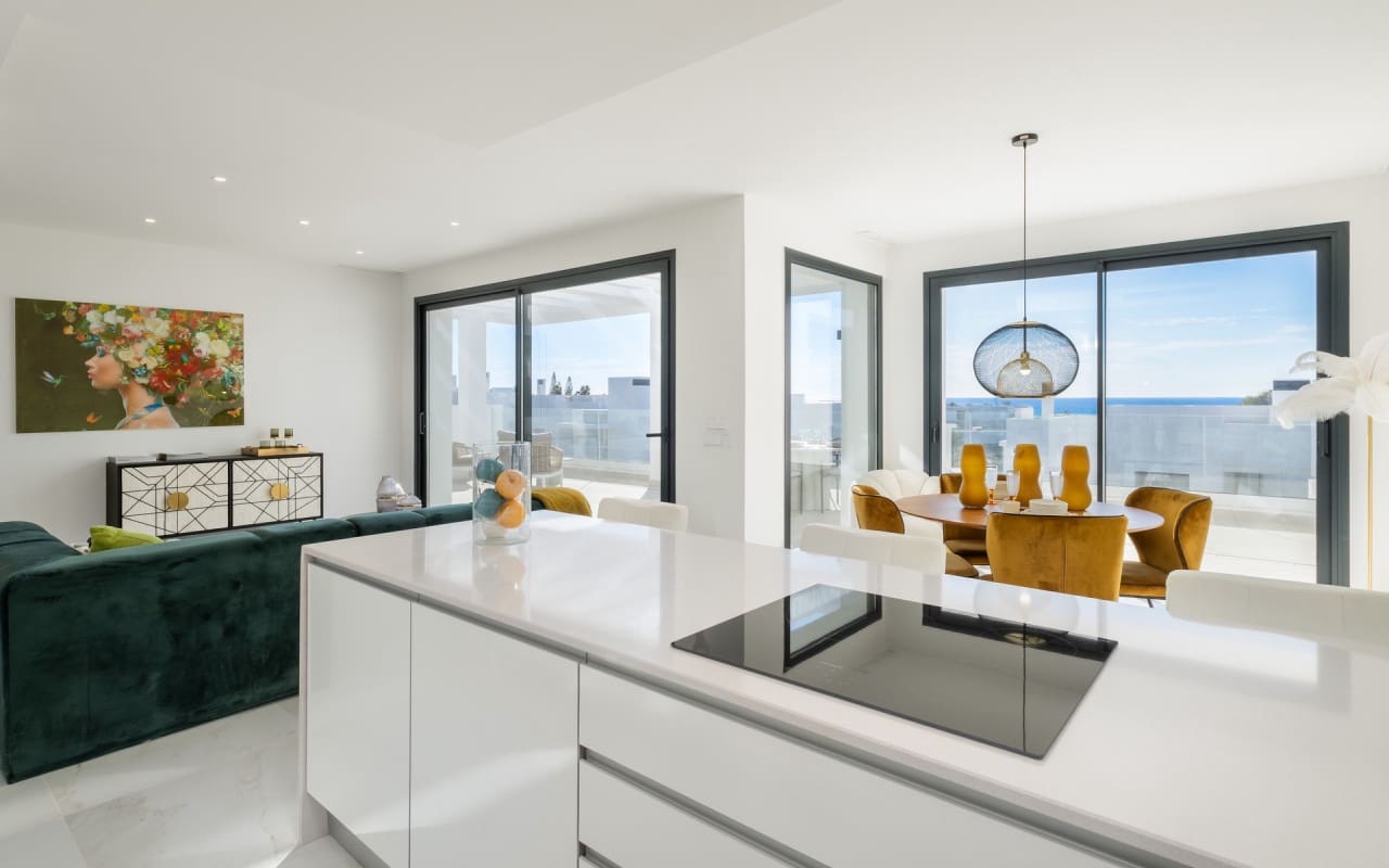 3 slaapkamer Appartement te koop in Estepona met zwembad - € 725.000 (Ref: 9046659)