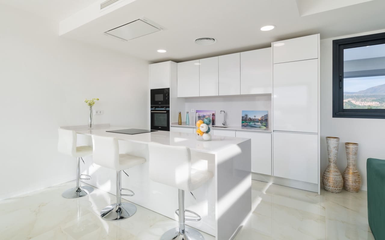 3 slaapkamer Appartement te koop in Estepona met zwembad - € 725.000 (Ref: 9046659)