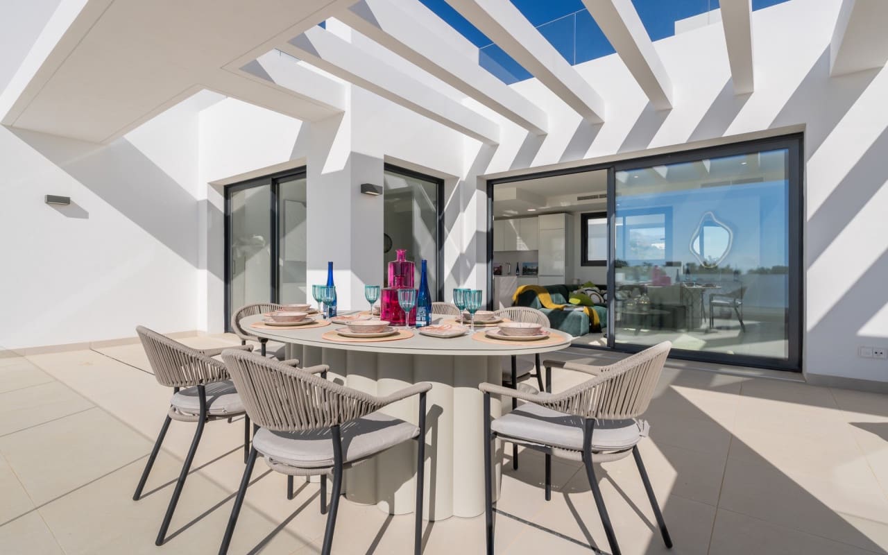 3 slaapkamer Appartement te koop in Estepona met zwembad - € 725.000 (Ref: 9046659)