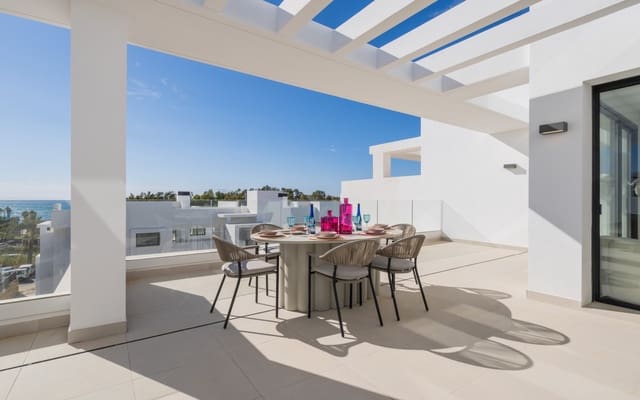 3 soveværelse Lejlighed til salg i Guadalobón, Estepona med swimmingpool - € 725.000 (Ref: 9046659)