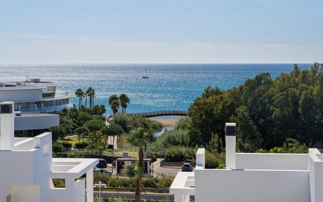 3 soveværelse Lejlighed til salg i Guadalobón, Estepona med swimmingpool - € 725.000 (Ref: 9046659)