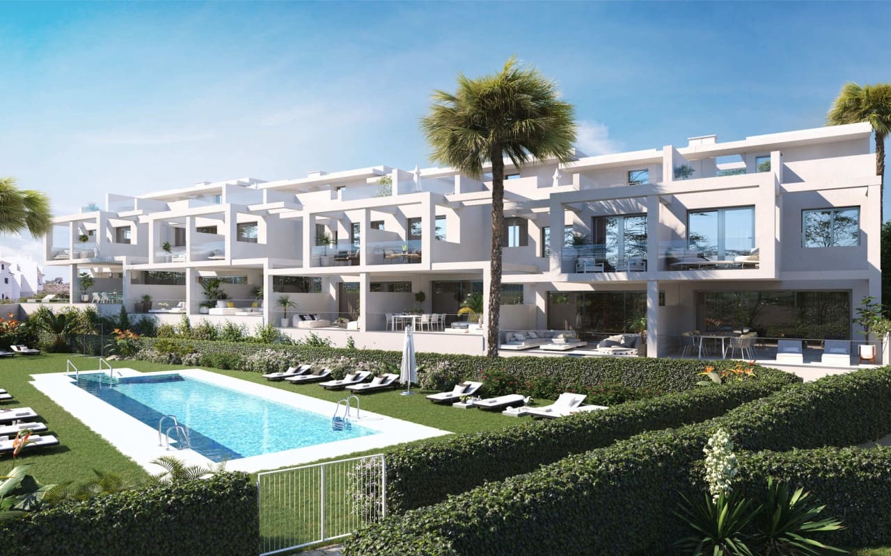 3 soveværelse Byhus til salg i Manilva med swimmingpool - € 595.000 (Ref: 9046664)