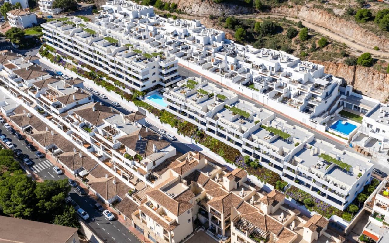 2 soveværelse Penthouse til salg i Benalmadena med swimmingpool - € 356.300 (Ref: 9046669)