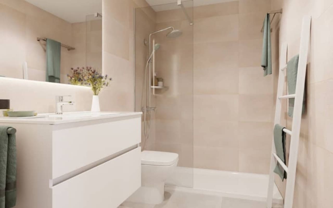 2 bedroom Apartment for sale in La Cala de Mijas with pool - € 352,000 (Ref: 9046674)