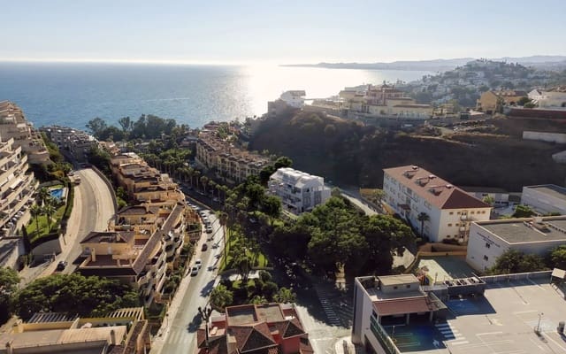 3 soverom Leilighet til salgs i Zona Centro Comercial Torrequebrada, Benalmádena med svømmebasseng - € 680 000 (Ref: 9046676)