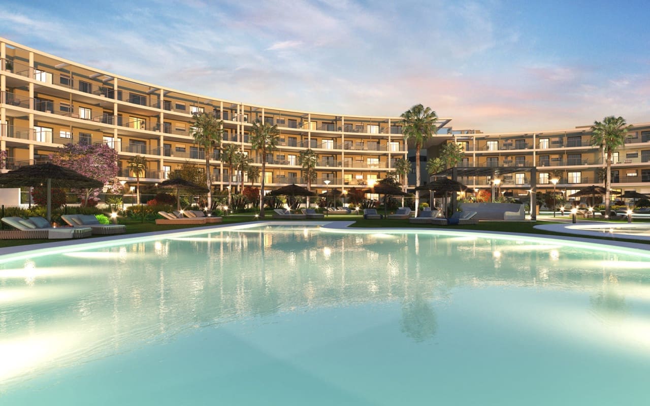 2 soveværelse Lejlighed til salg i Manilva med swimmingpool - € 348.000 (Ref: 9046679)