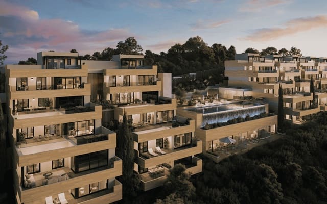 3 slaapkamer Penthouse te koop in Alto de los Monteros, Marbella met zwembad - € 810.000 (Ref: 9046681)