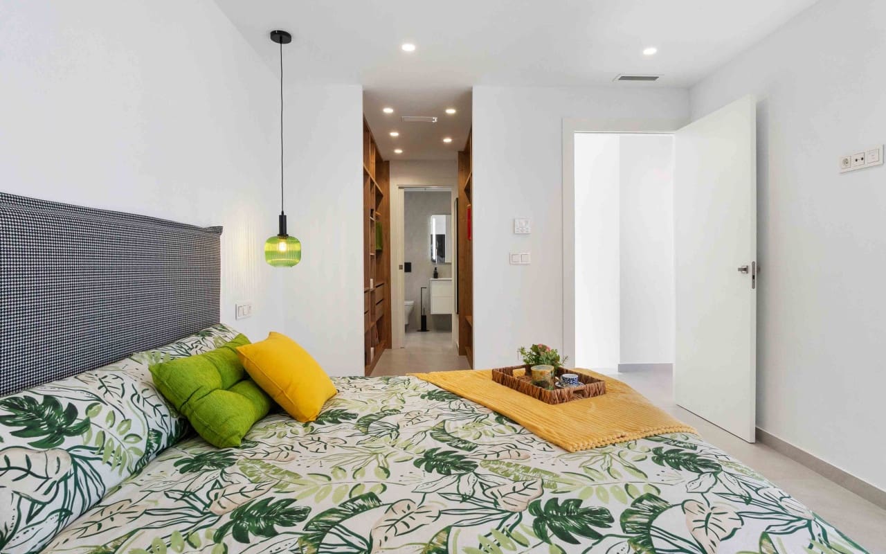 3 bedroom Villa for sale in Rojales - € 549,000 (Ref: 9046699)