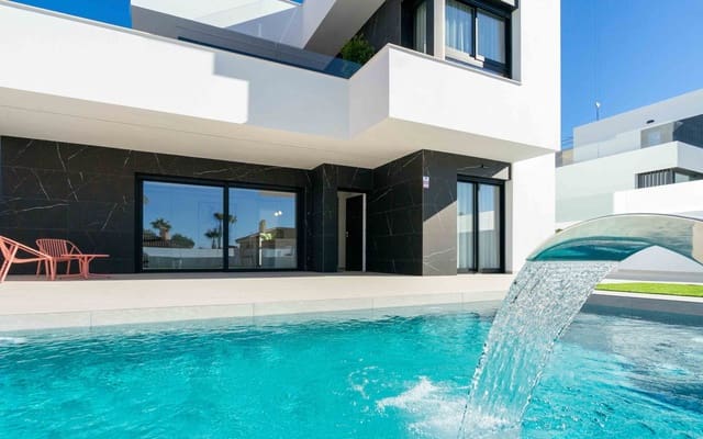 3 makuuhuone Huvila myytävänä paikassa Rojales - 549 000 € (Ref: 9046699)