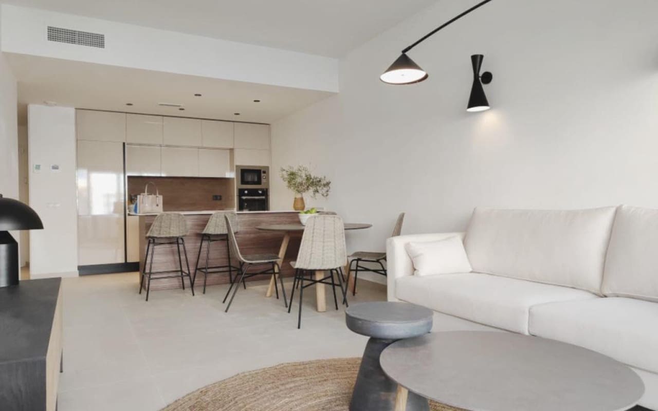 2 sypialnia Dom na sprzedaż w Torrevieja z basenem - 380 000 € (Ref: 9046700)