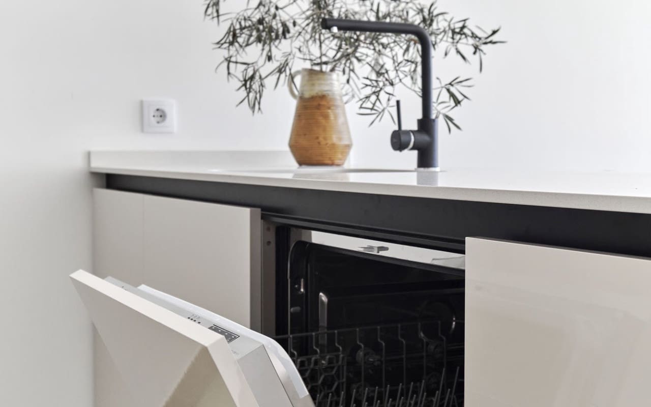 2 sypialnia Dom na sprzedaż w Torrevieja z basenem - 380 000 € (Ref: 9046700)