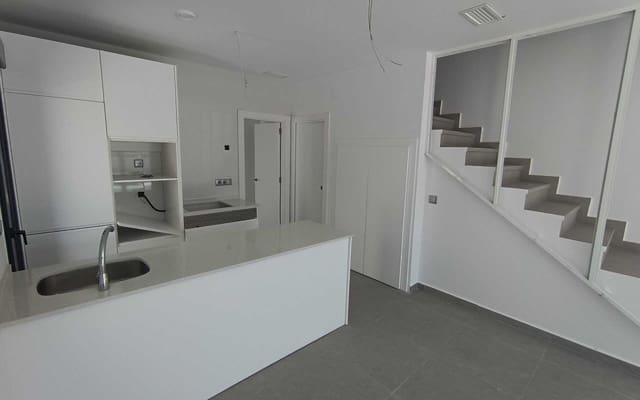 3 slaapkamer Villa te koop in Daya Nueva met zwembad - € 299.000 (Ref: 9046707)