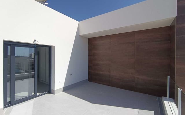 3 slaapkamer Villa te koop in Daya Nueva met zwembad - € 299.000 (Ref: 9046707)