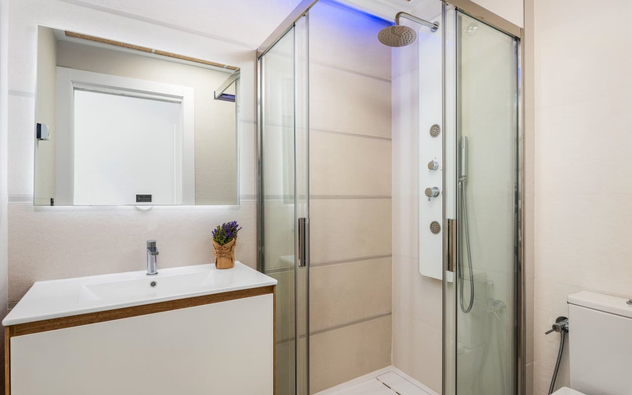 2 sypialnia Dom na sprzedaż w Torrevieja z basenem - 275 000 € (Ref: 9046726)