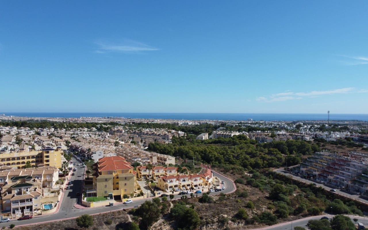 2 soverom Leilighet til salgs i Orihuela med svømmebasseng - € 255 000 (Ref: 9046730)