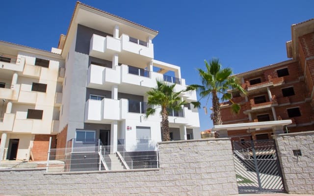 2 bedroom Flat for sale in Blue Lagoon with pool - € 255,000 (Ref: 9046730)