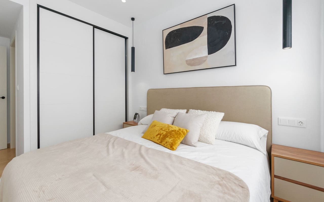 2 soverom Hus til salgs i Torrevieja med svømmebasseng - € 329 900 (Ref: 9046741)