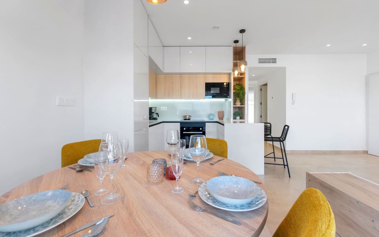 2 soverom Hus til salgs i Torrevieja med svømmebasseng - € 329 900 (Ref: 9046741)