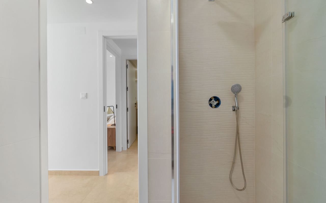 2 soverom Hus til salgs i Torrevieja med svømmebasseng - € 329 900 (Ref: 9046741)