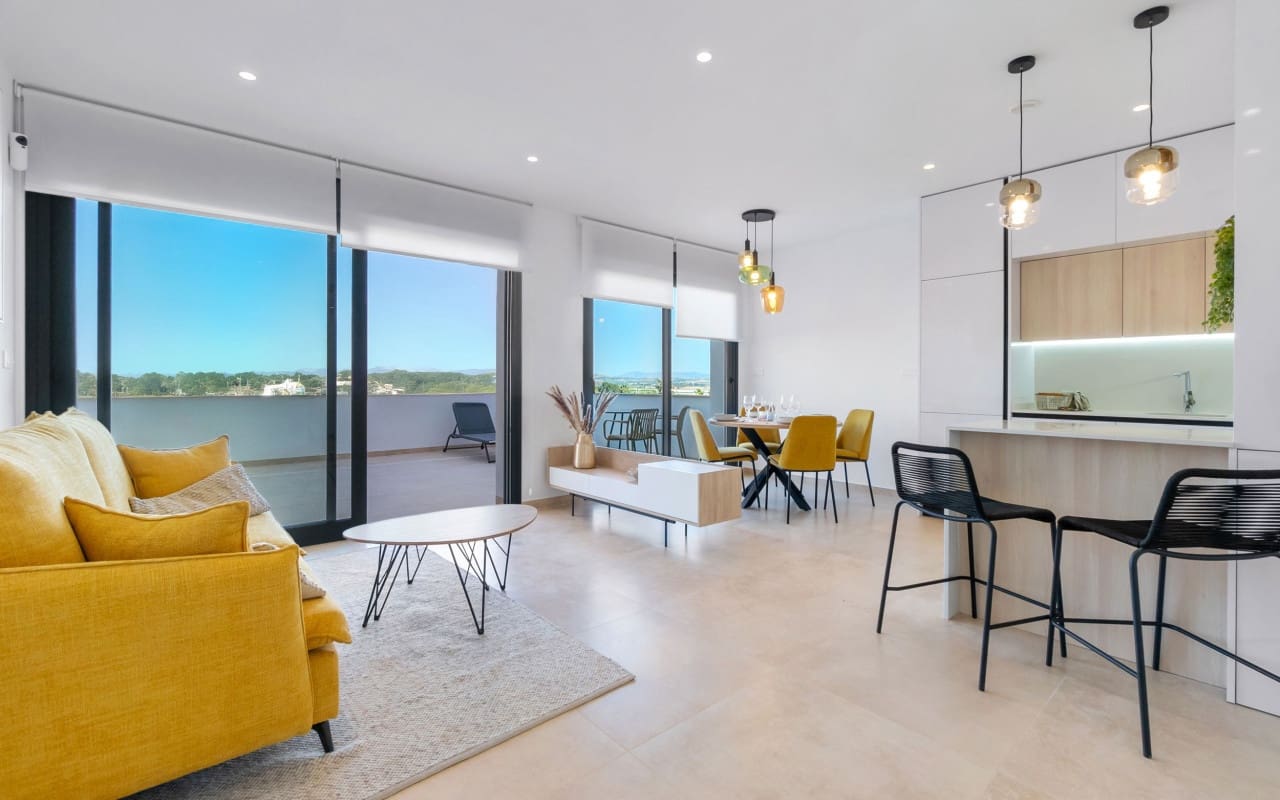 2 soverom Hus til salgs i Torrevieja med svømmebasseng - € 329 900 (Ref: 9046741)