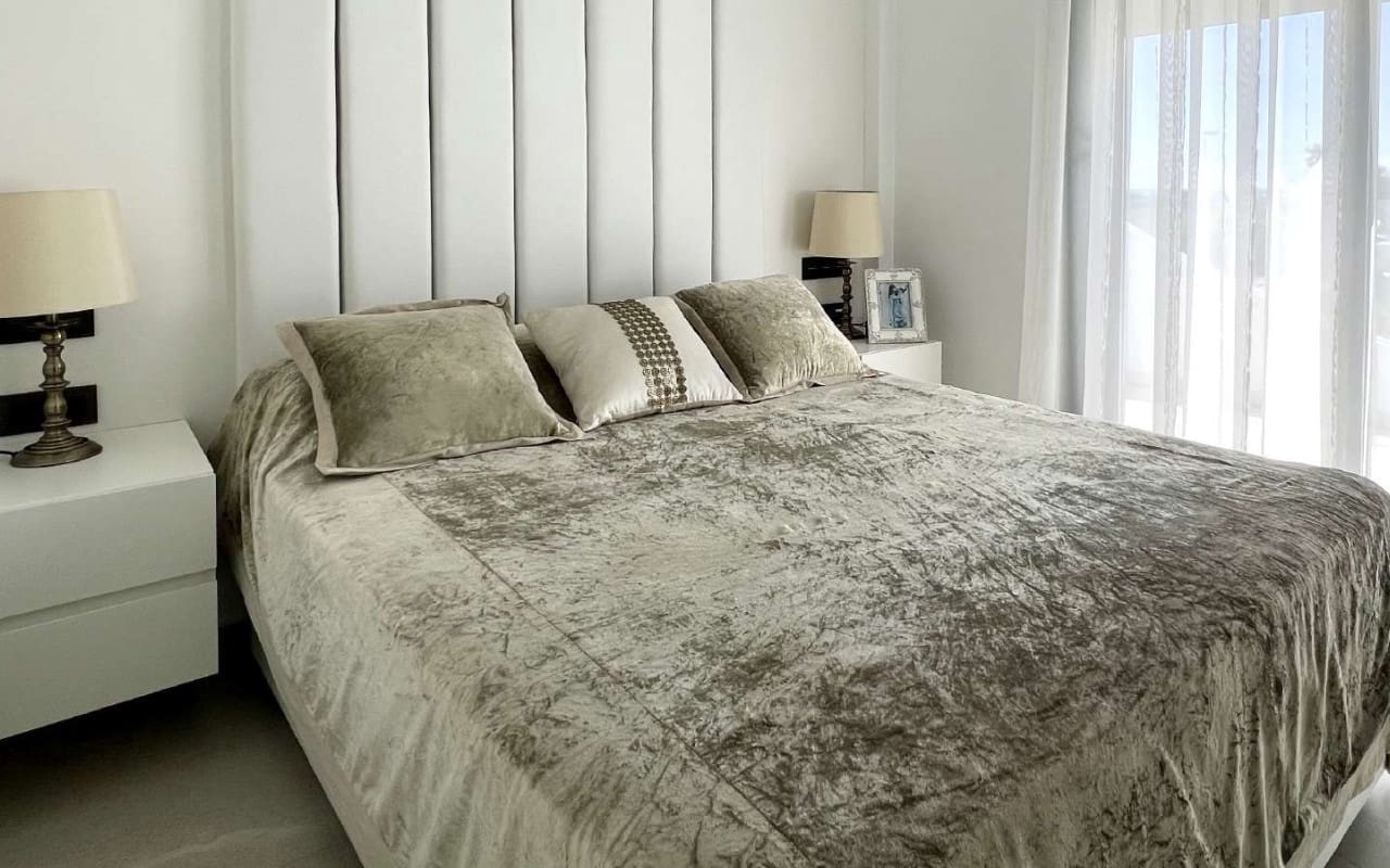 Chalet de 3 habitaciones en Ciudad Quesada en venta - 529.000 € (Ref: 9046756)