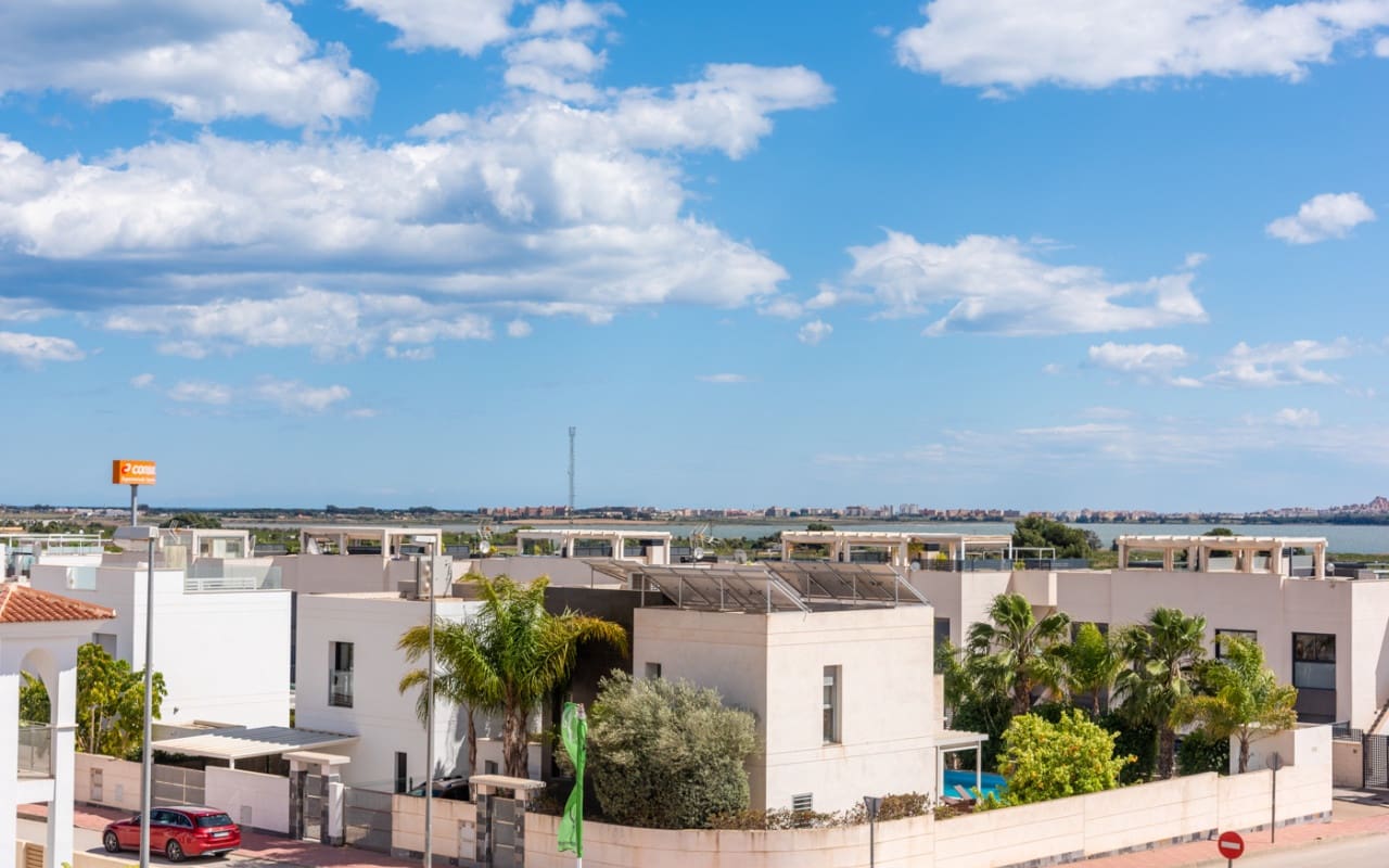 5 bedroom Villa for sale in Los Montesinos - € 780,000 (Ref: 9046821)