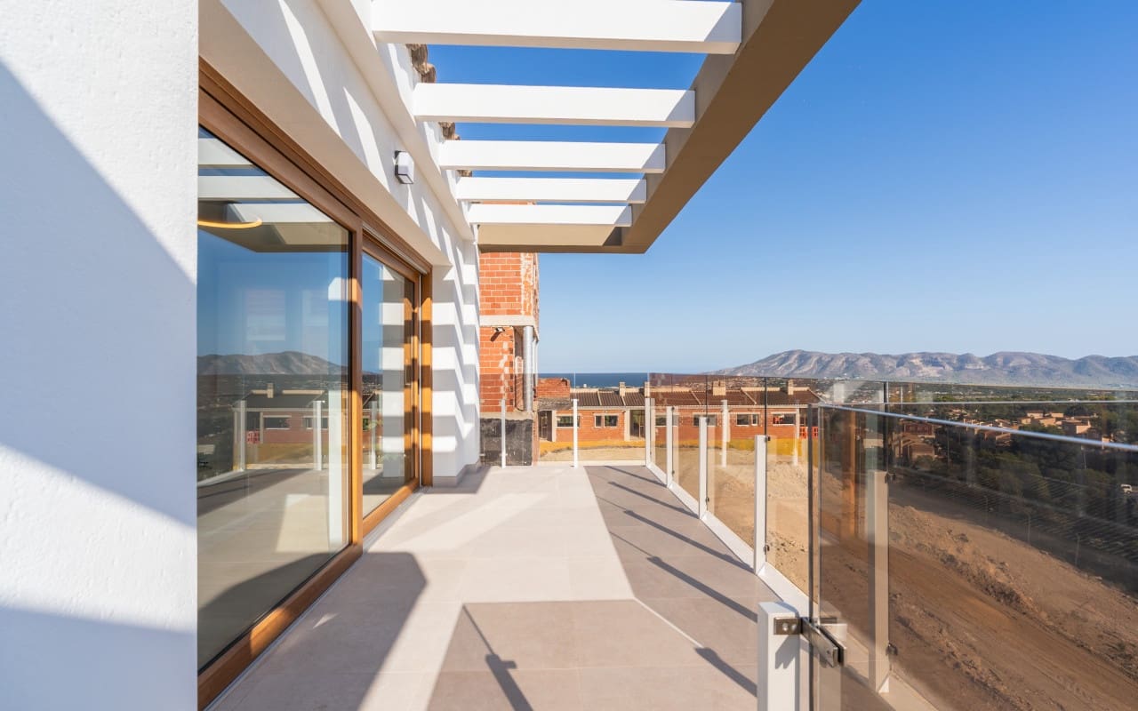 4 soverom Hus til salgs i La Nucia med svømmebasseng - € 439 000 (Ref: 9046827)