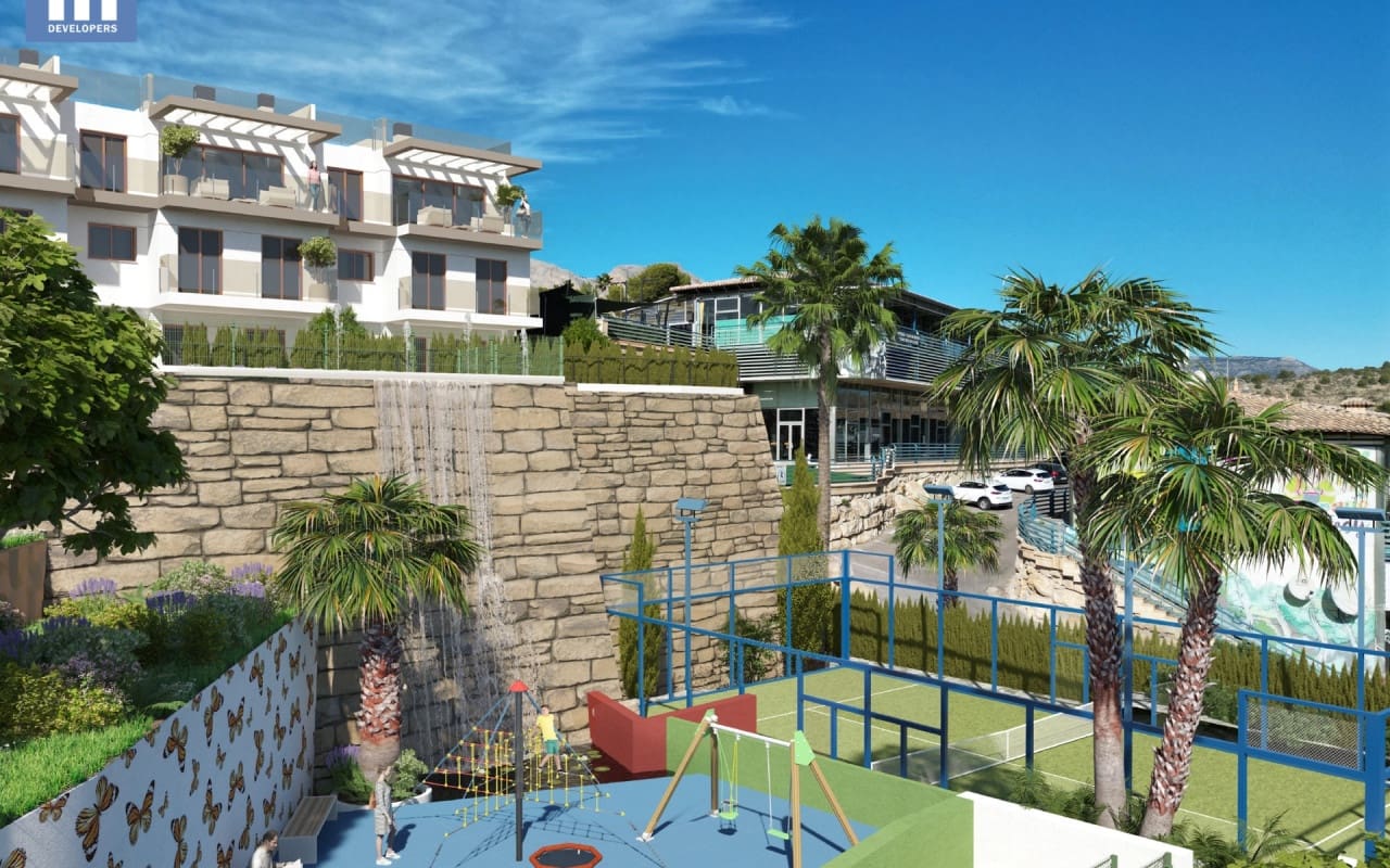 4 soveværelse Byhus til salg i La Nucia med swimmingpool - € 538.000 (Ref: 9046828)