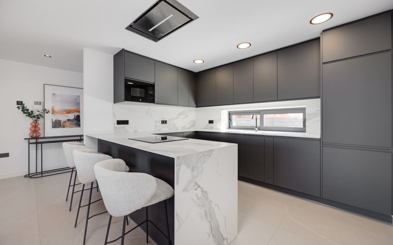 3 soverom Villa til salgs i Torrevieja - € 595 000 (Ref: 9046834)