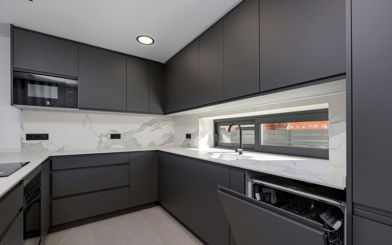 3 soverom Villa til salgs i Torrevieja - € 595 000 (Ref: 9046834)