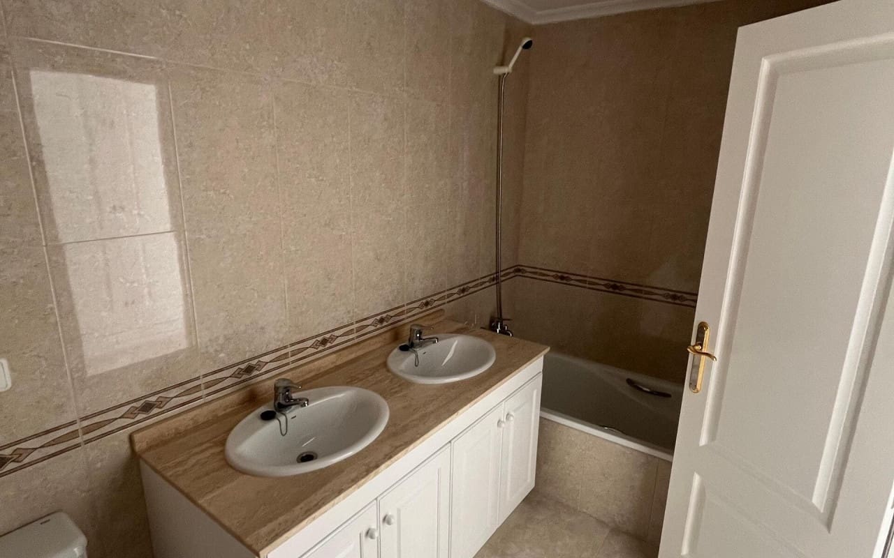 2 soveværelse Bungalow til salg i Orihuela Costa med swimmingpool - € 219.400 (Ref: 9046846)